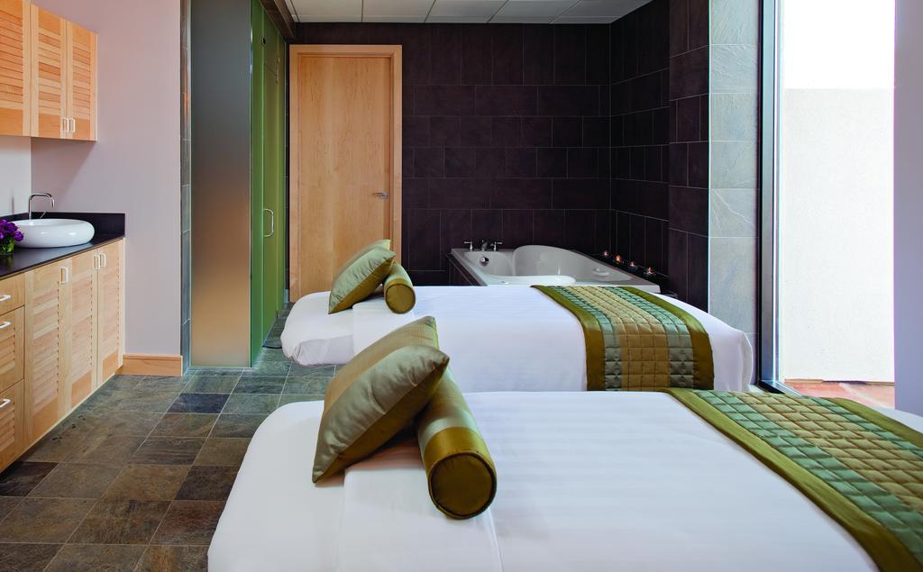 La Torretta Lake Resort & Spa Montgomery Room photo