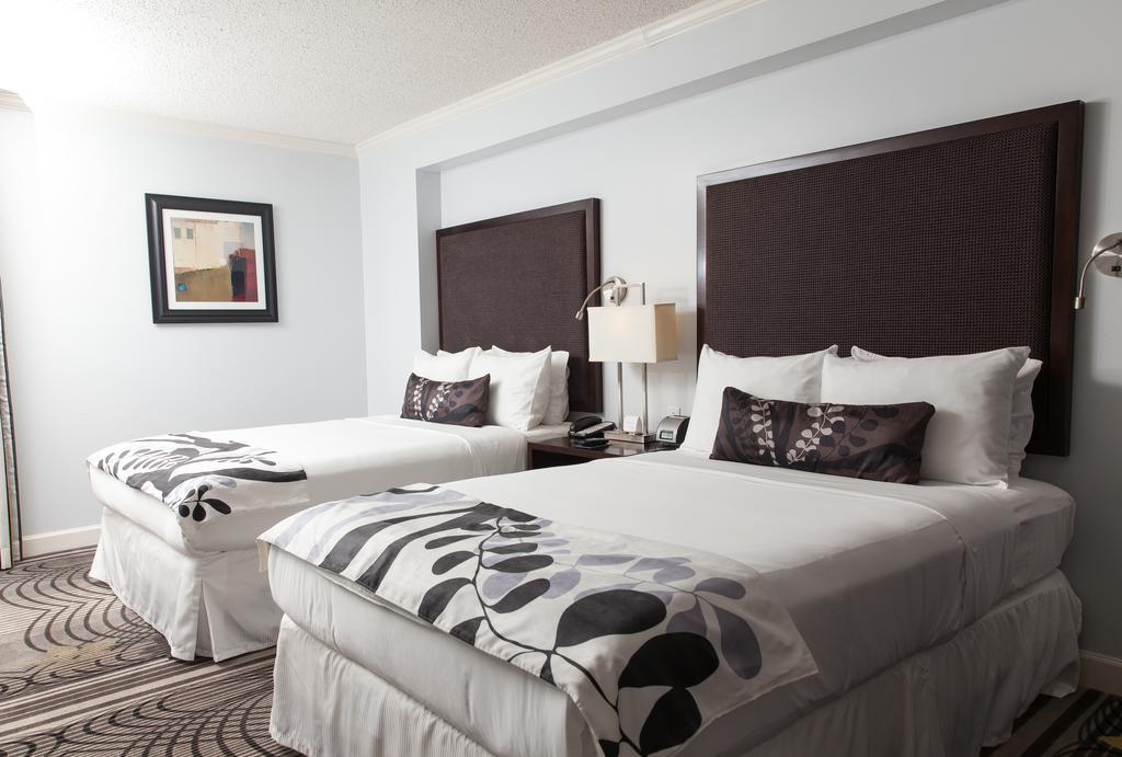 La Torretta Lake Resort & Spa Montgomery Room photo