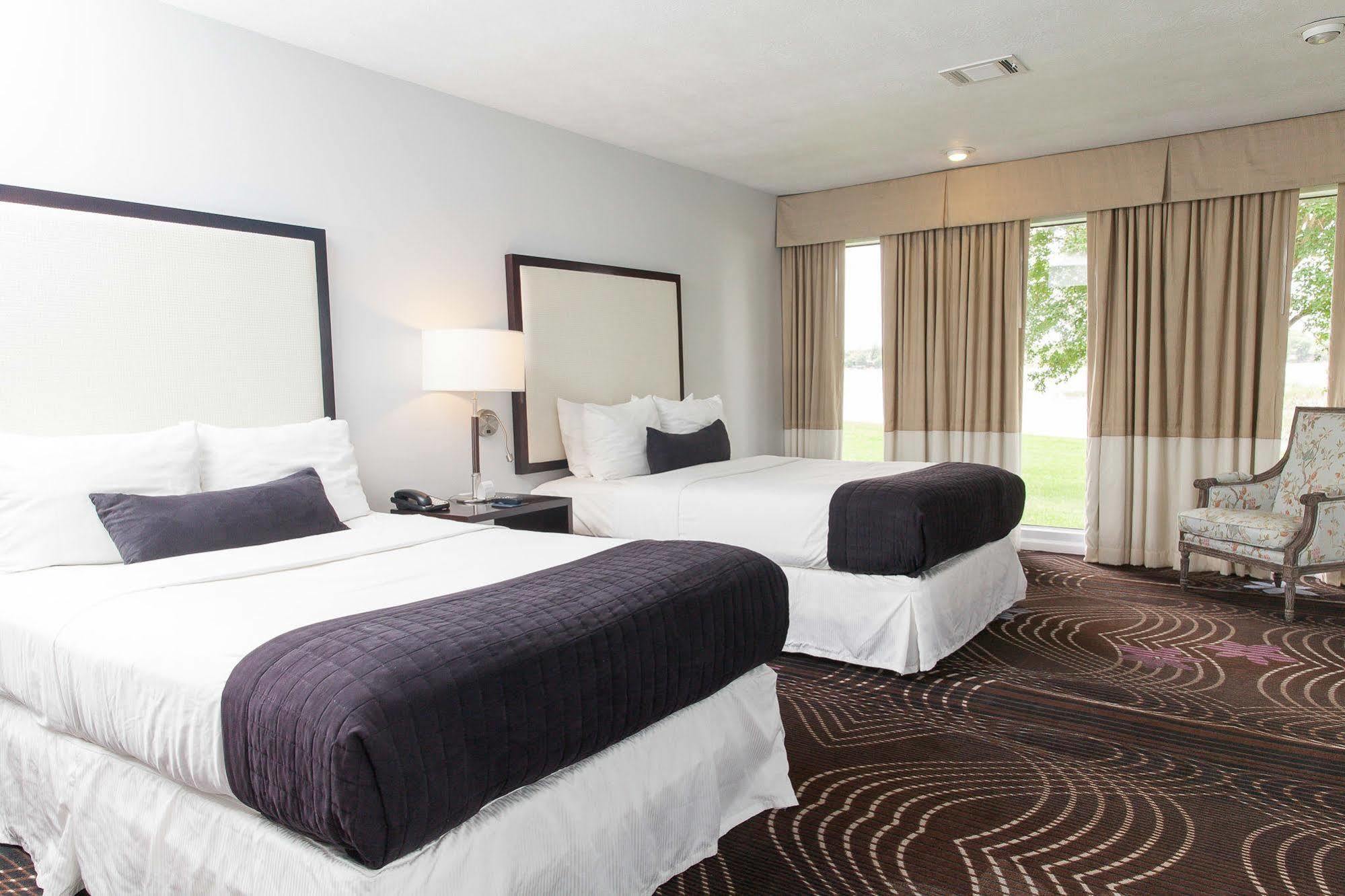 La Torretta Lake Resort & Spa Montgomery Exterior photo