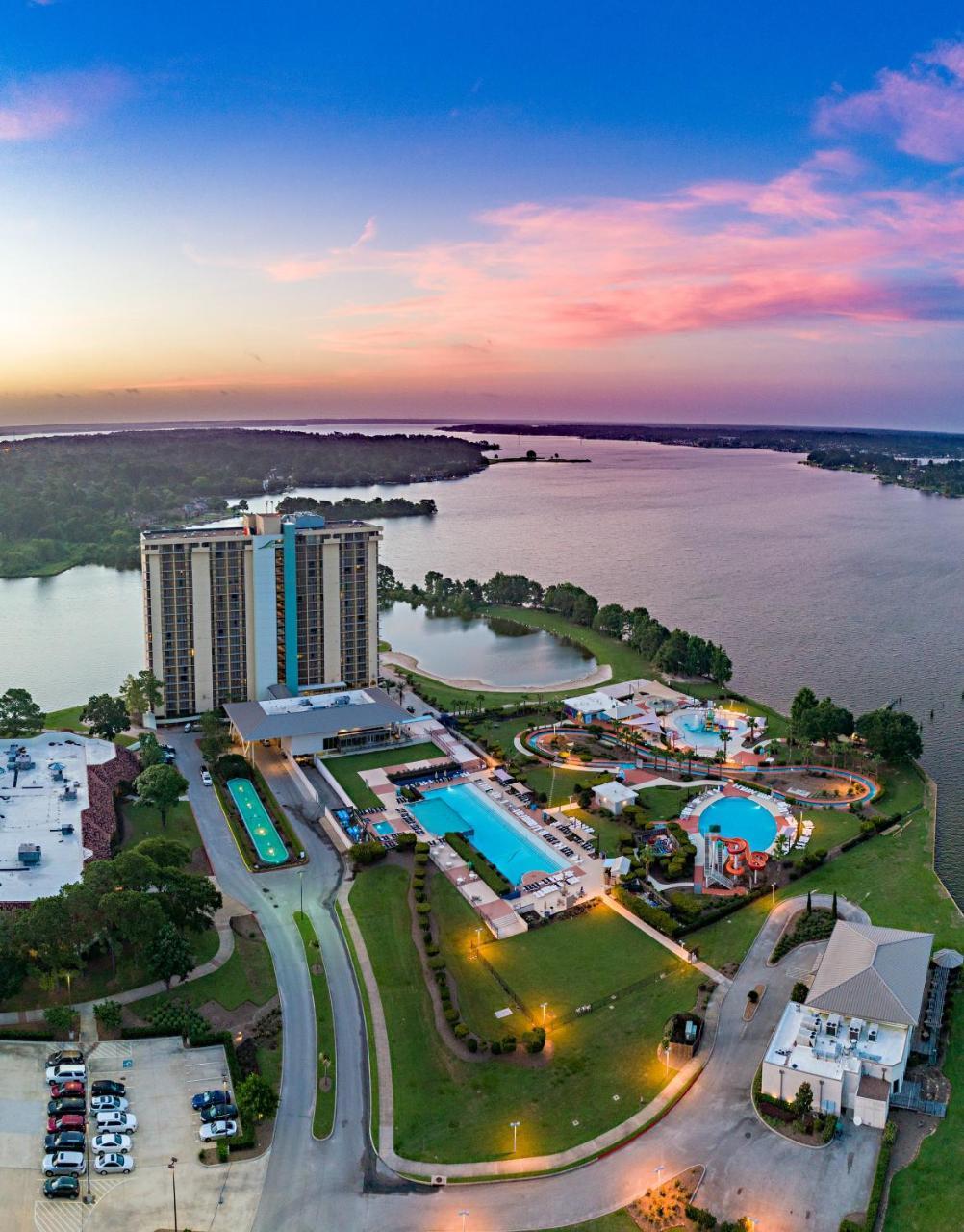 La Torretta Lake Resort & Spa Montgomery Exterior photo